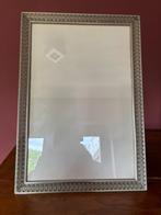 Vintage fotolijstje met opengewerkte rand en glas 33*23., Ophalen of Verzenden