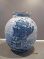 Wim Visser bewerkte Sphinx vaas gemerkt, Antiek en Kunst, Antiek | Keramiek en Aardewerk, Ophalen of Verzenden