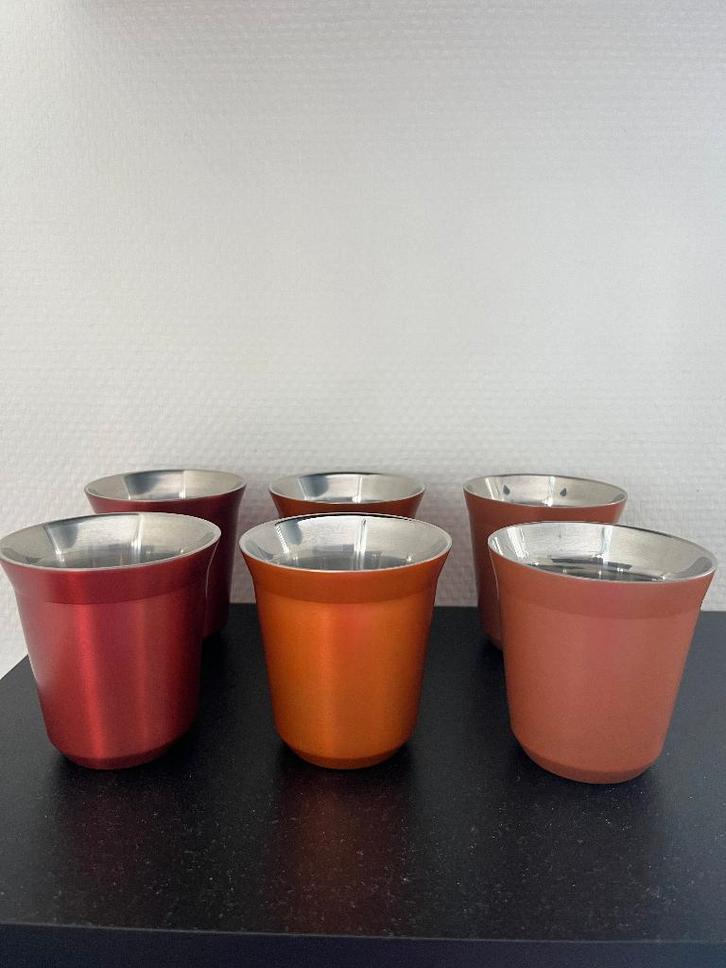 Lungo kopjes Nespresso Pixie, Huis en Inrichting, Keuken | Servies, Zo goed als nieuw, Kop(pen) en/of Schotel(s), Overige stijlen