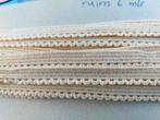 6 meter huidkleurig Elastiek van 0,8 cm. breed, Ophalen of Verzenden, Nieuw, Lint, Band of Elastiek