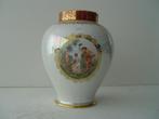 Mooie porseleinen  Pot/Vaas   in Romantische  Limoge  Stijl, Antiek en Kunst, Ophalen