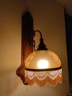 Antieke, vintage, brocante wandlamp met kraaltjes, Huis en Inrichting, Lampen | Wandlampen, Ophalen of Verzenden, Zo goed als nieuw