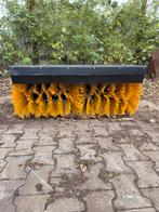 Nieuwe veegmachine aangeboden. ( mini trekker ), Ophalen of Verzenden, Nieuw