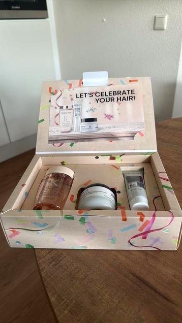 Travel Kerastase, L’Oreal en Redken beschikbaar voor biedingen
