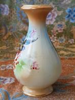 Mooi stel antieke Crown Ford vaasjes uit Engeland met vogels, Antiek en Kunst, Antiek | Vazen, Ophalen of Verzenden