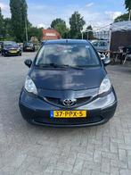 Toyota Aygo 1.0-12V + AUTOMAAT nieuwe koppeling, uitlaat apk, Stof, Gebruikt, 4 stoelen, 68 pk