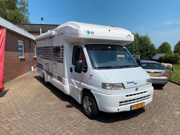 Fendt 680 camper 109183 km 6 persoons zonnepanelen beschikbaar voor biedingen