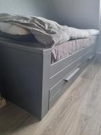 Bed 90x200, Ophalen, Gebruikt, 90 cm, Grijs