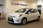Toyota Yaris 1.5 Full Hybrid|DYNAMIC|PANO|CAMERA|NAVI|CRUISE, Auto's, Euro 5, 1497 cc, Gebruikt, Zwart
