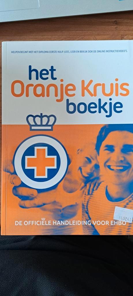 Het Oranje Kruis - Oranje Kruisboekje, Boeken, Schoolboeken, Zo goed als nieuw, Nederlands, Overige niveaus, Ophalen of Verzenden