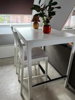 Hoge Ikea eettafel met 2 stoelen, Huis en Inrichting, Barren, Ophalen, Zo goed als nieuw