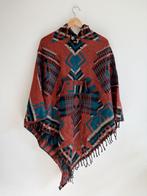 Poncho met capuchon | Meerkleurig, Ophalen of Verzenden, Zo goed als nieuw, Maat 38/40 (M), Rood