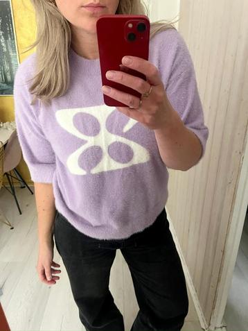 Trui Studio Ar maat M beschikbaar voor biedingen
