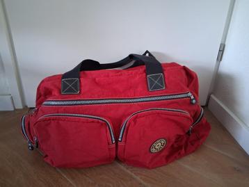 KIPLING weekendtas rood beschikbaar voor biedingen