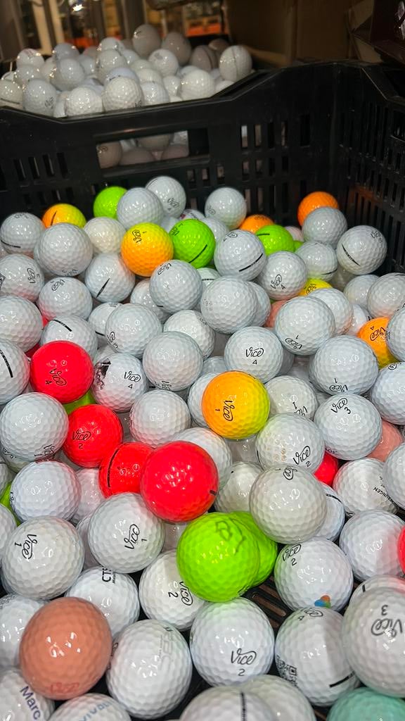 50 Stuks Vice Pro Golfballen BESTE KWALITEIT, Ophalen of Verzenden, Zo goed als nieuw, Bal(len)