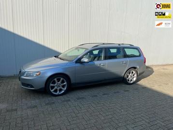 Volvo V70 2.0D Kinetic, '08, airco, cruise, trekhaak, lm vel beschikbaar voor biedingen
