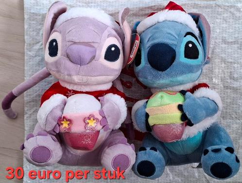 DISNEY DISNEYLAND KNUFFELS PLUCHE STITCH ANGEL KERST, Verzamelen, Disney, Zo goed als nieuw, Knuffel, Overige figuren, Ophalen of Verzenden