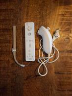 Nintendo wii origineel witte wii controllers met nunchuck., Ophalen of Verzenden, Zo goed als nieuw, Met 2 controllers