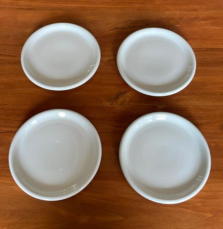 4 Ikea Rondo dinerborden, Huis en Inrichting, Keuken | Servies, Zo goed als nieuw, Bord(en), Overige stijlen, Ophalen of Verzenden