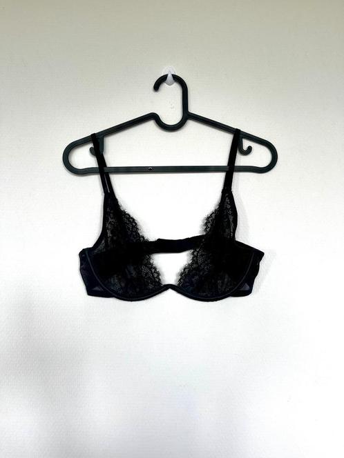H&M Zwarte Kant Bh – Maat 75C – nieuw (zonder labels), Kleding | Dames, Ondergoed en Lingerie, BH, Zwart, Ophalen of Verzenden