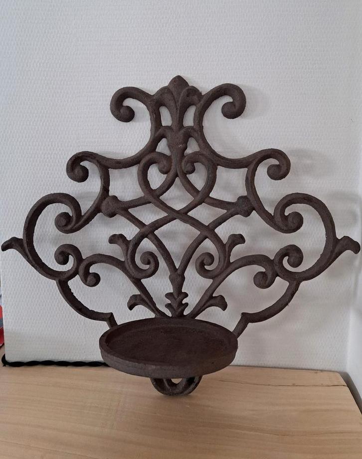 Zware kwaliteit gietijzeren wandkandelaar, Antiek en Kunst, Antiek | Woonaccessoires, Ophalen of Verzenden