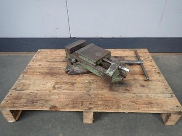 Zware machineklem 135mm + 360* draaiplateau beschikbaar voor biedingen