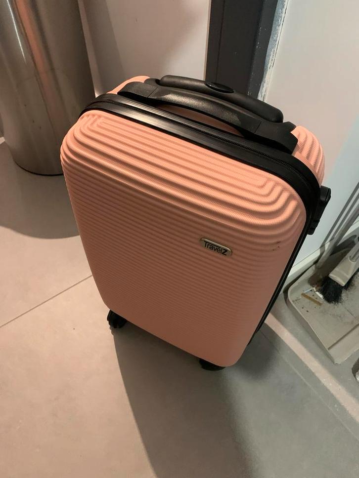 Stevige roze reiskoffer - nieuw TEAB, Sieraden, Tassen en Uiterlijk, Koffers, Nieuw, Hard kunststof, 60 tot 70 cm, 35 tot 45 cm