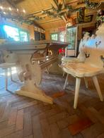 Oostenrijkse tafel + 4 stoelen / zithoek duitsland, Huis en Inrichting, Ophalen of Verzenden