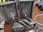 Versterker met 2 microfoons en luidsprekers, Muziek en Instrumenten, Ophalen of Verzenden, Zo goed als nieuw, Minder dan 500 watt