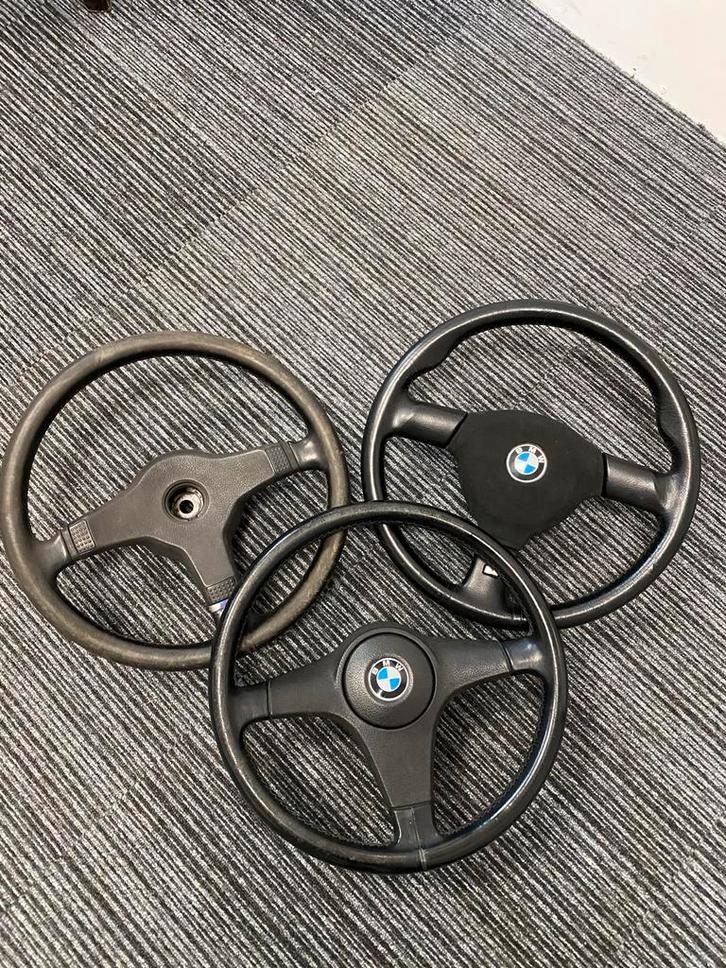 BMW E30 Stuurwielen - M Tech 1/2 & Sport Edition, Auto-onderdelen, Besturing, BMW, Nieuw, Ophalen of Verzenden