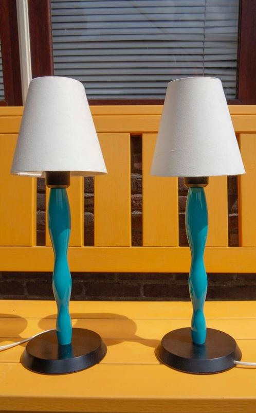 2 IKEA tafellampjes met kapje, E14 fitting zonder (led)lamp, Huis en Inrichting, Lampen | Tafellampen, Zo goed als nieuw, 50 tot 75 cm