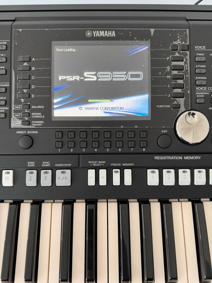 Yamaha PSR S-950, Muziek en Instrumenten, Keyboards, Zo goed als nieuw, 61 toetsen, Yamaha, Ophalen of Verzenden