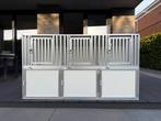 Te koop Aluminium honden bench, Dieren en Toebehoren, Ophalen of Verzenden, Zo goed als nieuw