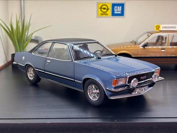 Touring Opel Commodore GSE coupe blauw 1:18 beschikbaar voor biedingen