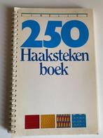 Libelle's 250 haakstekenboek, Hobby en Vrije tijd, Breien en Haken, Verzenden, Gebruikt, Haken, Patroon of Boek