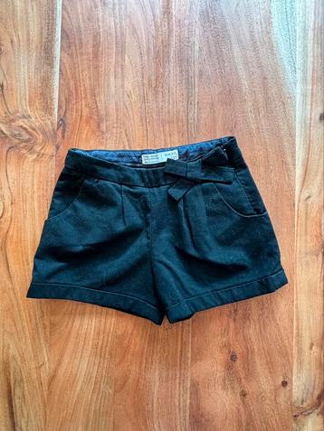 Zwarte short Zara met strikje, maat 110 beschikbaar voor biedingen