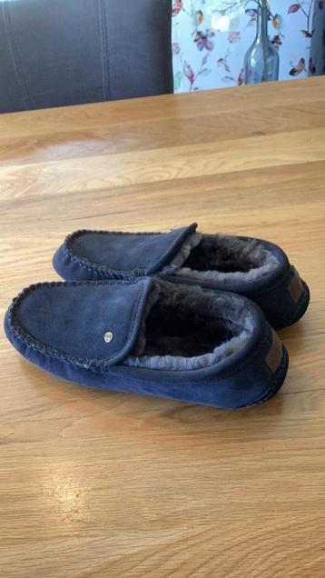 Heerlijk warme pantoffels mt 45 warmbat beschikbaar voor biedingen