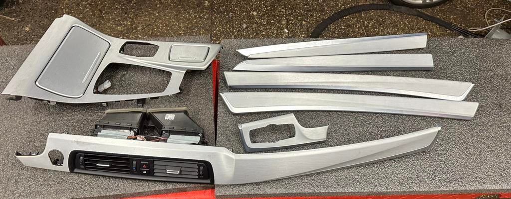 interieurlijsten  bmw 5 serie f10 f11 geborsteld aluminium, Auto-onderdelen, Interieur en Bekleding, Ophalen of Verzenden, Gebruikt