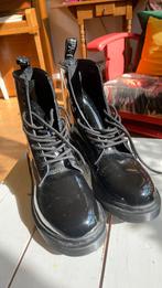 Dr Martens 41, volledig zwart, z.g.a.n., Ophalen of Verzenden, Zo goed als nieuw