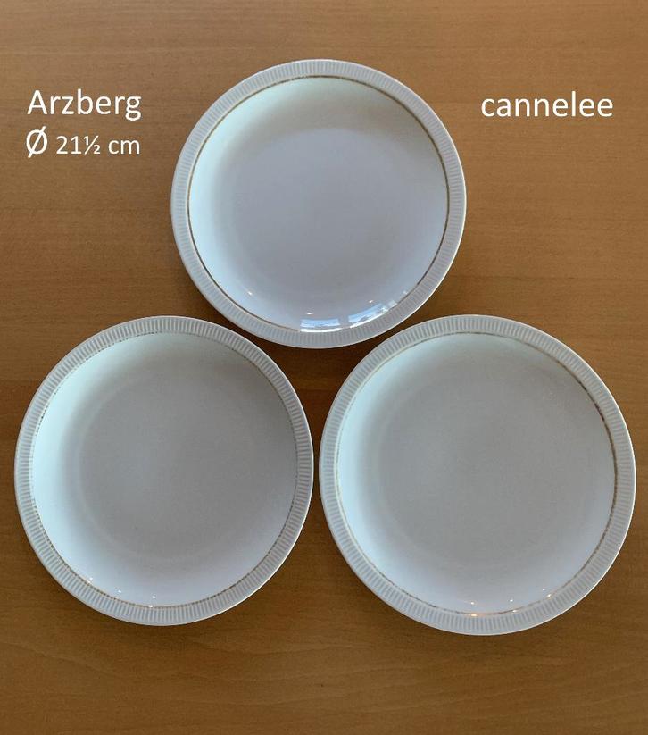 3 borden, ontbijtborden, Arzberg cannelee, wit met ribbels +, Antiek en Kunst, Antiek | Servies los, Ophalen of Verzenden