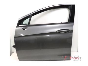 Portier 4Deurs links-voor van een Opel Astra (Z10A) beschikbaar voor biedingen