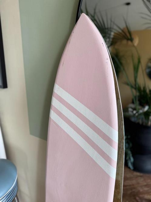 Unieke roze decoratieve surfplank, Huis en Inrichting, Woonaccessoires | Wanddecoraties, Gebruikt, Ophalen