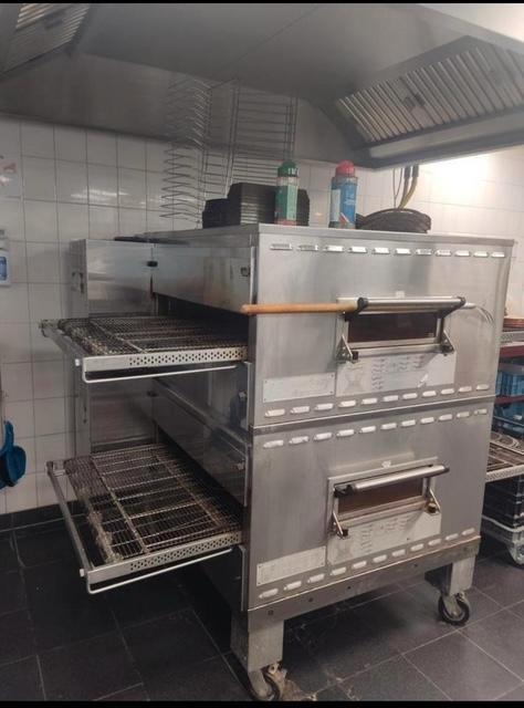 SPOED!!! Middelbly Marshall Amerikaanse Dubbele Pizza oven, Witgoed en Apparatuur, Ovens, Zo goed als nieuw, Oven met grill, 60 cm of meer