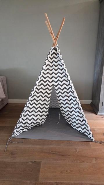 Tipi speeltent - fris en schoon! beschikbaar voor biedingen