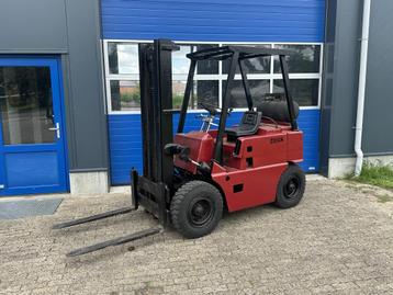 CLARK CY 40 MARGE beschikbaar voor biedingen