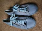 Leuke schoenen maat 40 lichtblauw, Ophalen of Verzenden, Zo goed als nieuw, Sneakers of Gympen
