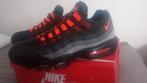 Nike Air Max 95 Black Hyper Crimson Nieuw maat 47, Ophalen of Verzenden, Nieuw, Zwart