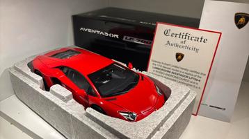 Lamborghini Aventador lp700-4 rossa red  autoart 1.18 beschikbaar voor biedingen
