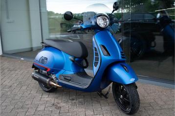 Vespa GTS 300 Supertech Notte ABS (bj 2020) beschikbaar voor biedingen