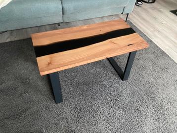 Epoxy Rivier Tafel - 80x40cm 45cm hoog beschikbaar voor biedingen